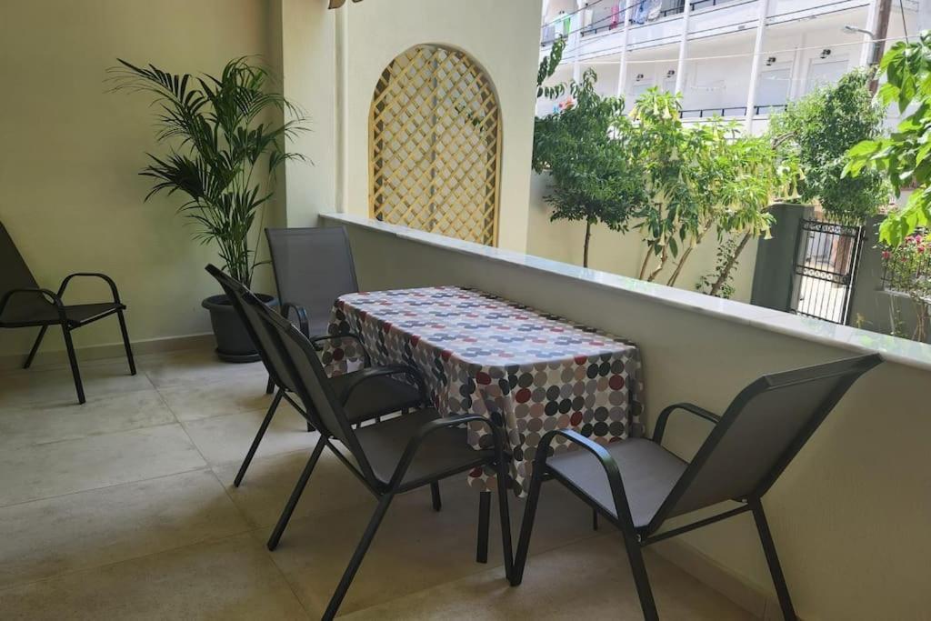Villa The Lemon Tree Potos Exterior foto